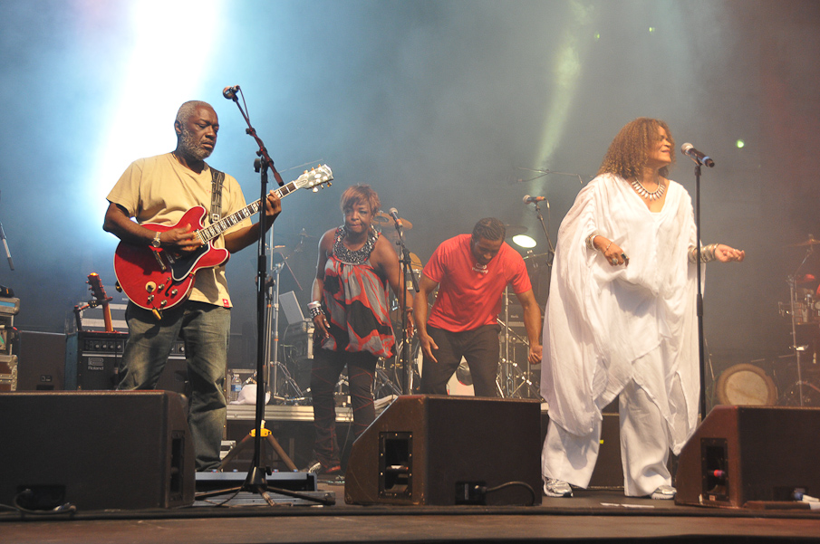 Fete de la Musique Evry 2009 - Kassav 432.jpg